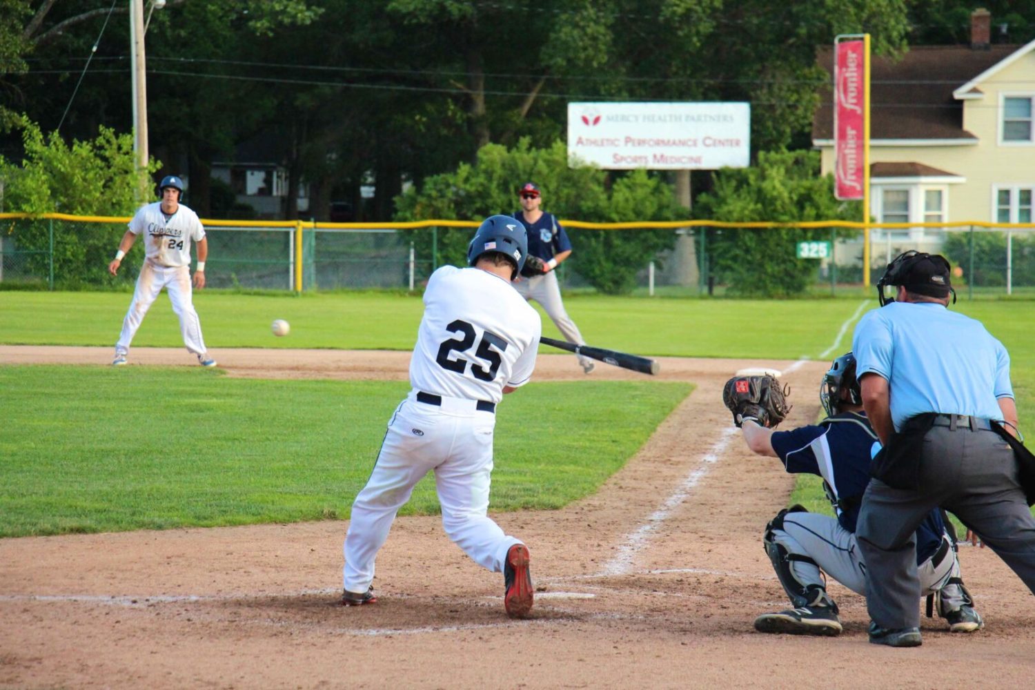 Muskegon Clippers commit six costly errors and lose a 7-2 home game to River City