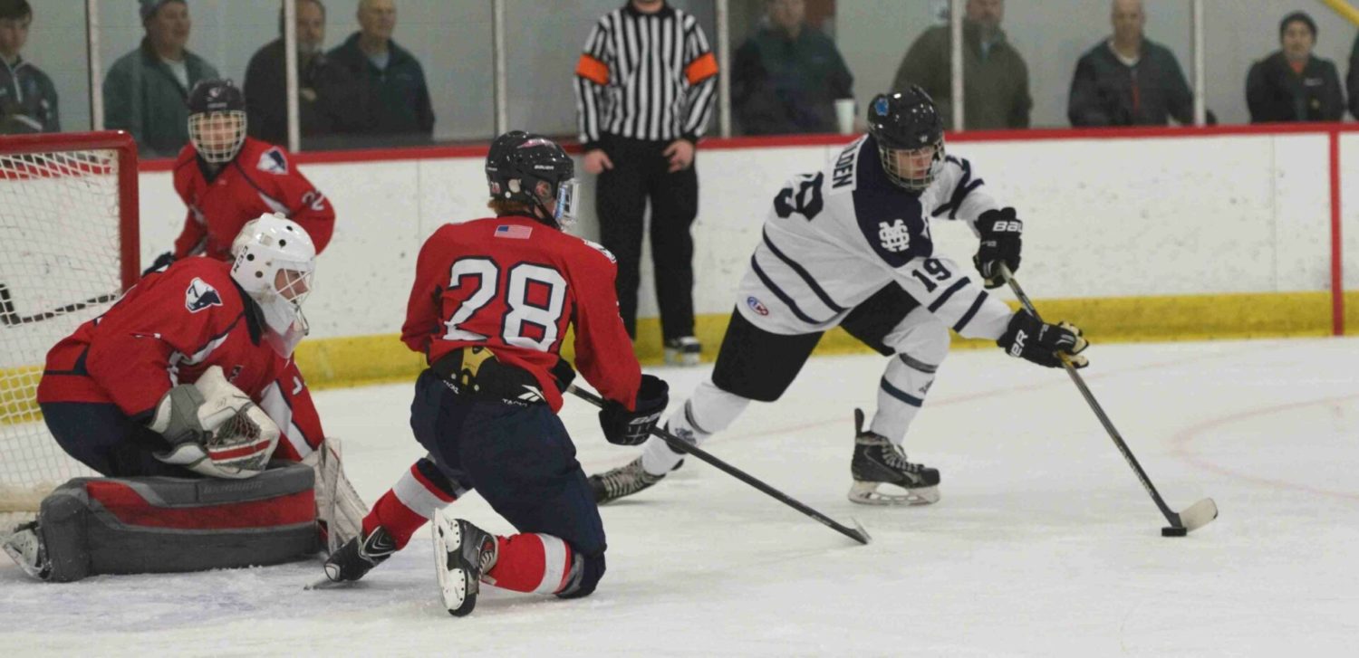 Mona Shores hockey team opens its season with a 6-2 loss to Livonia Franklin