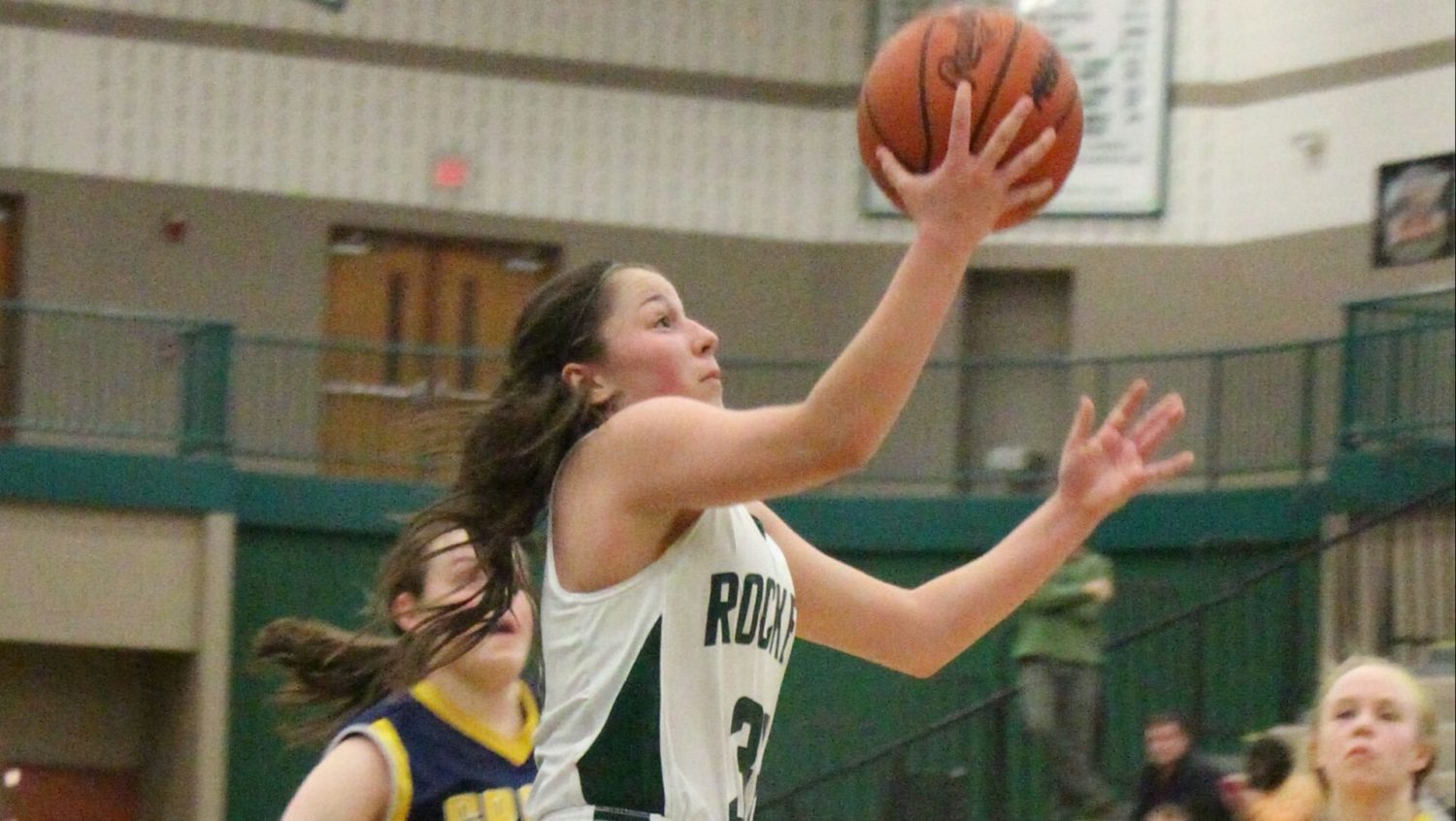 Reeths-Puffer sneaks past stingy Grand Haven in non-league girls action