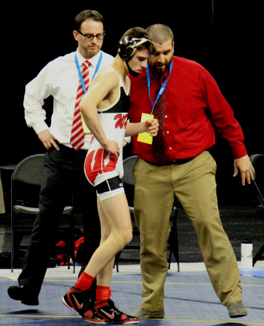 Whitehall’s Brown, Britton win Division 3 state wrestling titles in dramatic fashion