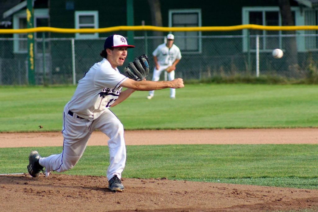 Mitch Ashcraft delivers the pitch for Muskegon. Photo/Leo Valdez