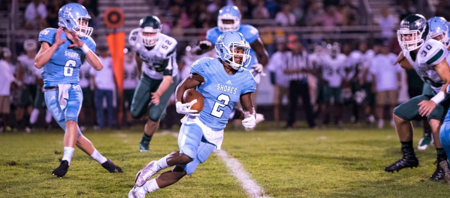 Mona Shores keeps perfect record intact with a 44-6 win over Reeths-Puffer
