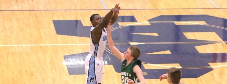 Sophomore Jarvis Walker takes over in OT, leading Mona Shores over Reeths-Puffer