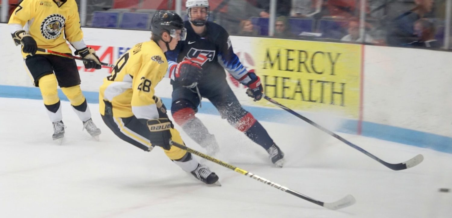 Lumberjacks heads into holiday break with 5-2 loss to Team USA