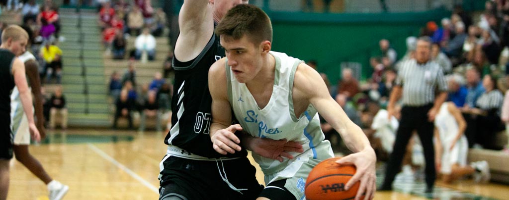 Mona Shores boys take a hard loss to West Ottawa in Hall of Fame Classic opener