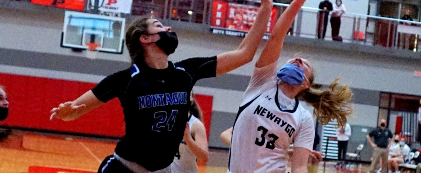 Montague girls basketball team falls in regional semifinals 47-37 to Newaygo, ends the season with a 17-1 record