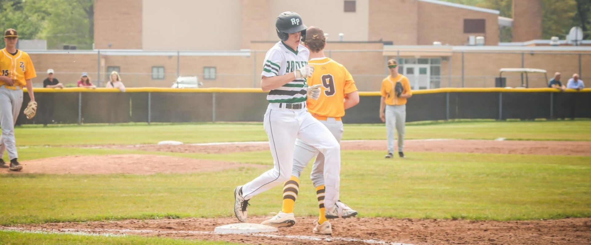 Reeths-Puffer baseball team falls short in its pursuit of a conference title with a double loss to Zeeland East