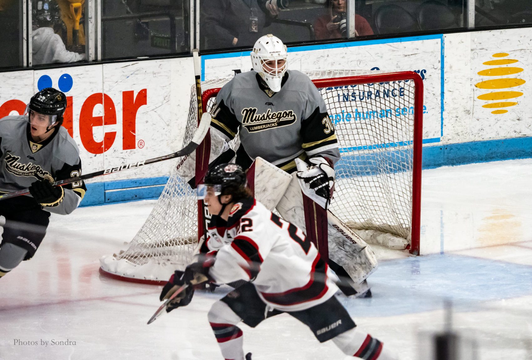 Muskegon Lumberjacks use second-period surge to win Conference Finals  opener 