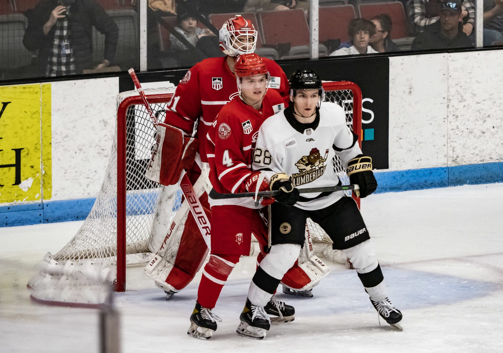 Gridin's OT shootout goal gives Lumberjacks an exciting 3-2 victory in  Dubuque - Muskegon Lumberjacks