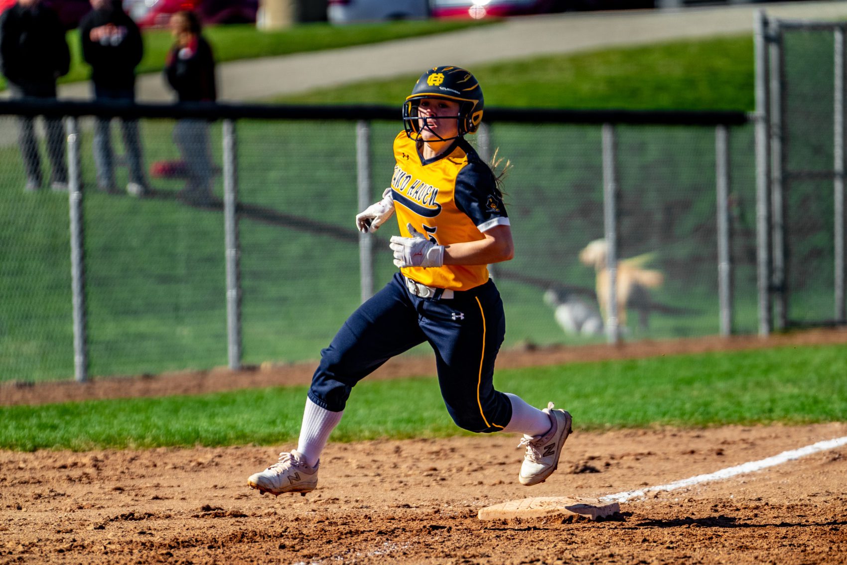 Grand Haven softball pulls out 5-3 victory over Rockford (+PHOTO GALLERY)