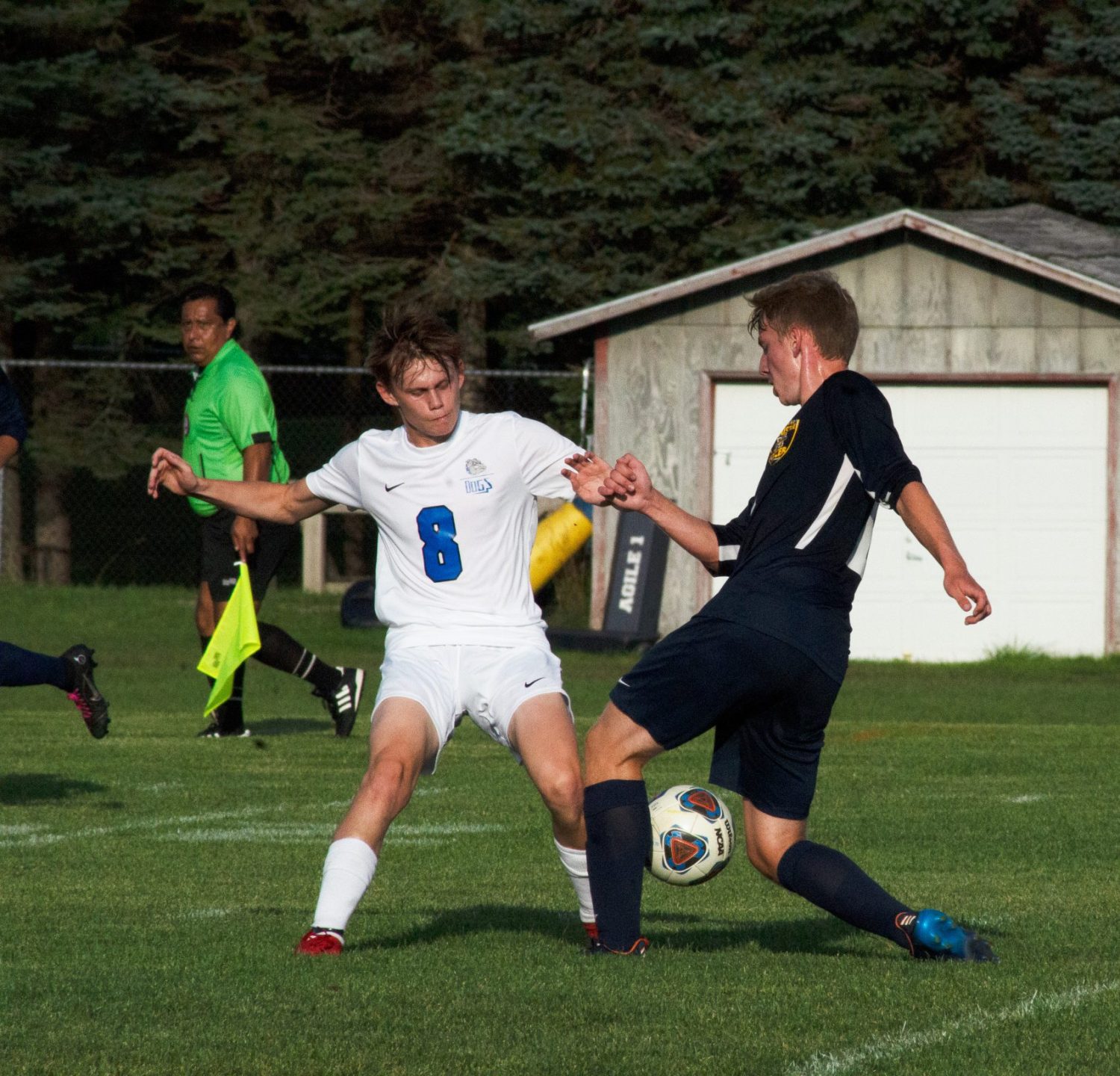 Manistee shuts out Ravenna 4-0 in Monday evening soccer action