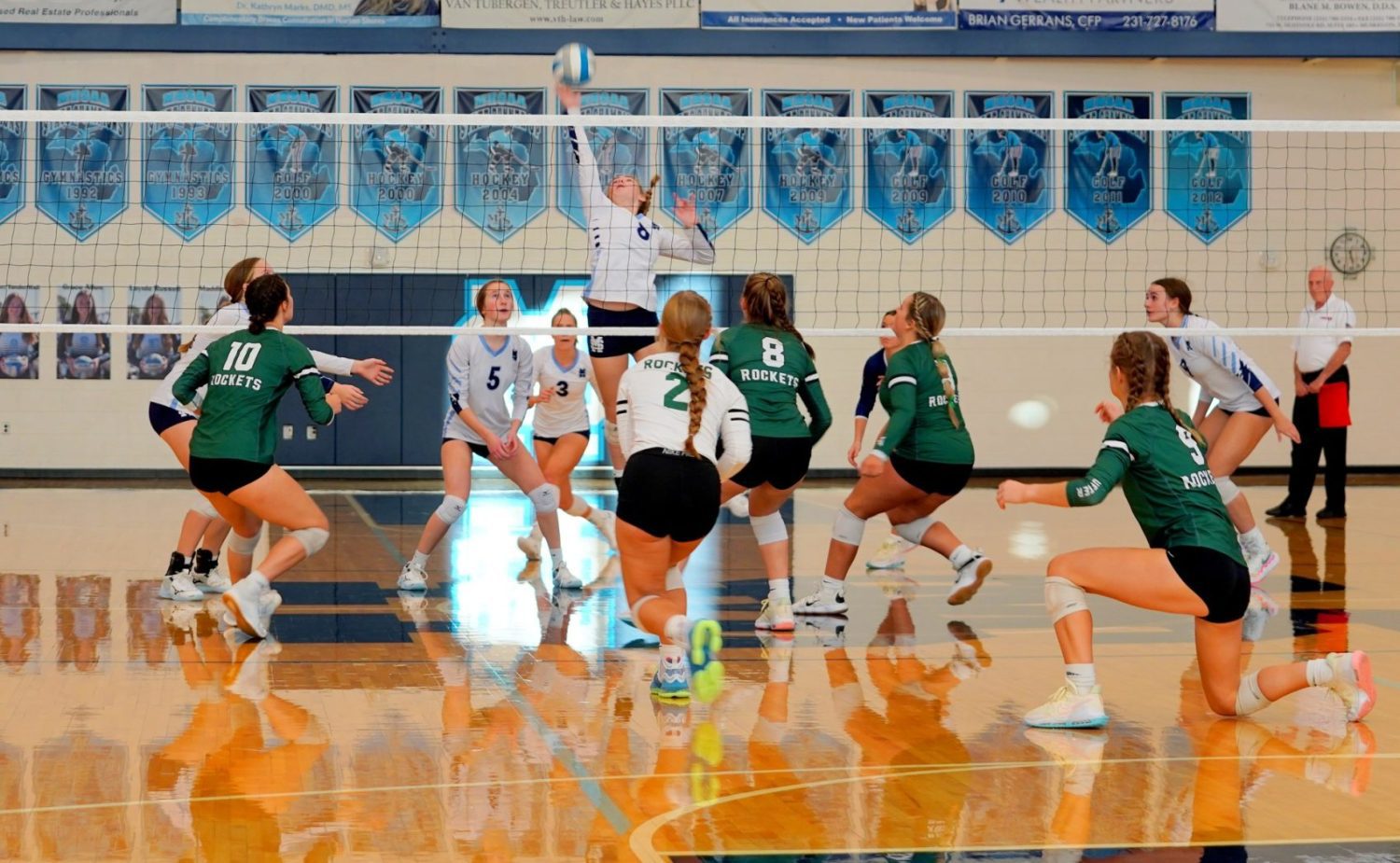 Mona Shores sweeps Reeths-Puffer advances to Thursday championship game