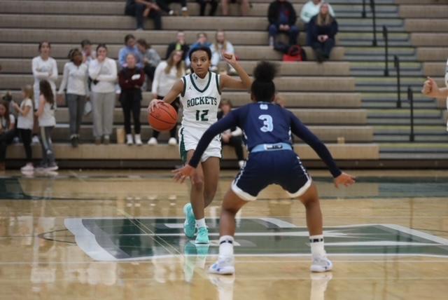 Reeths-Puffer puts three in double figures in 52-43 win over Mona Shores