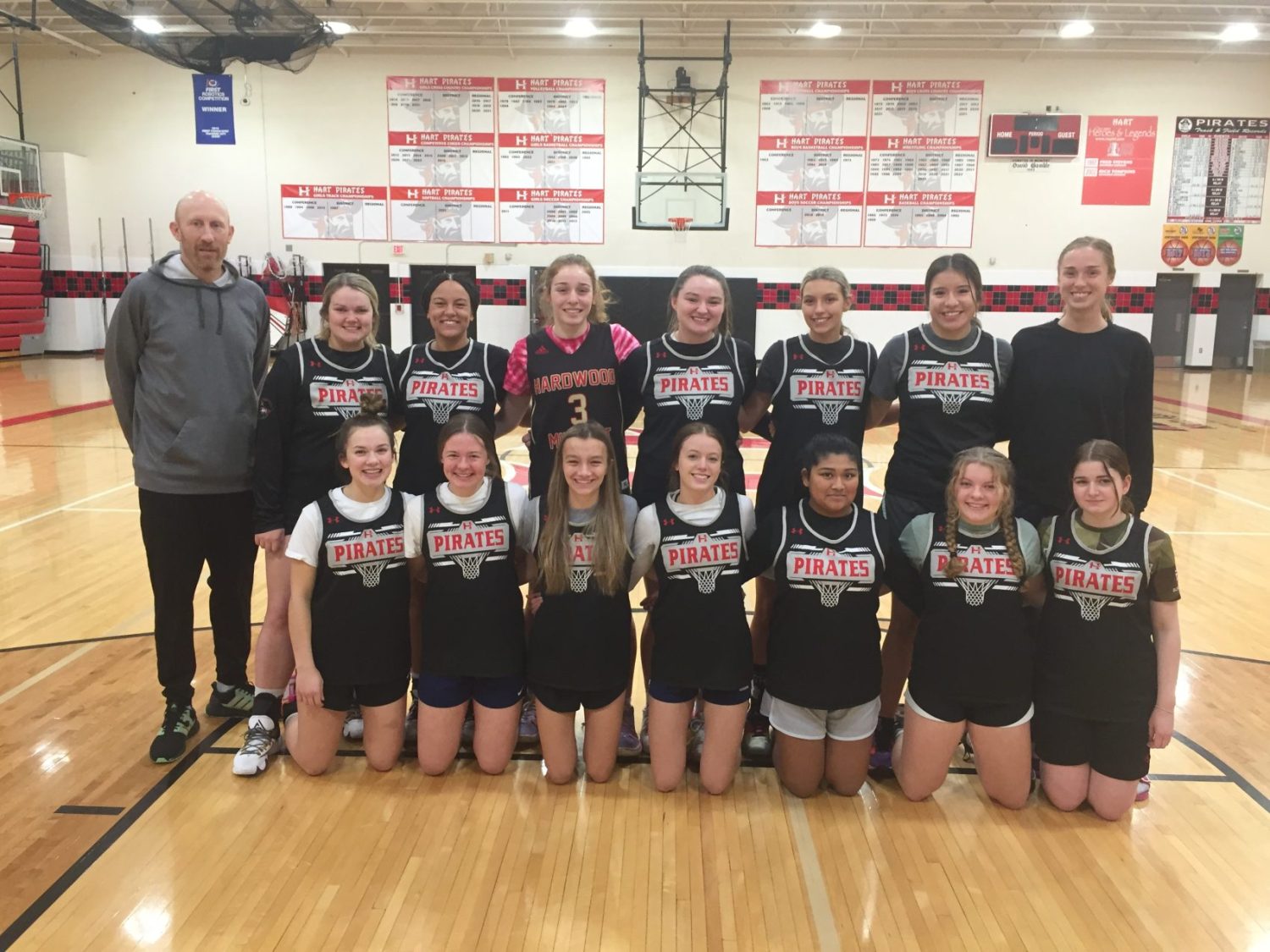 Hart girls clobber North Muskegon for tenth straight win