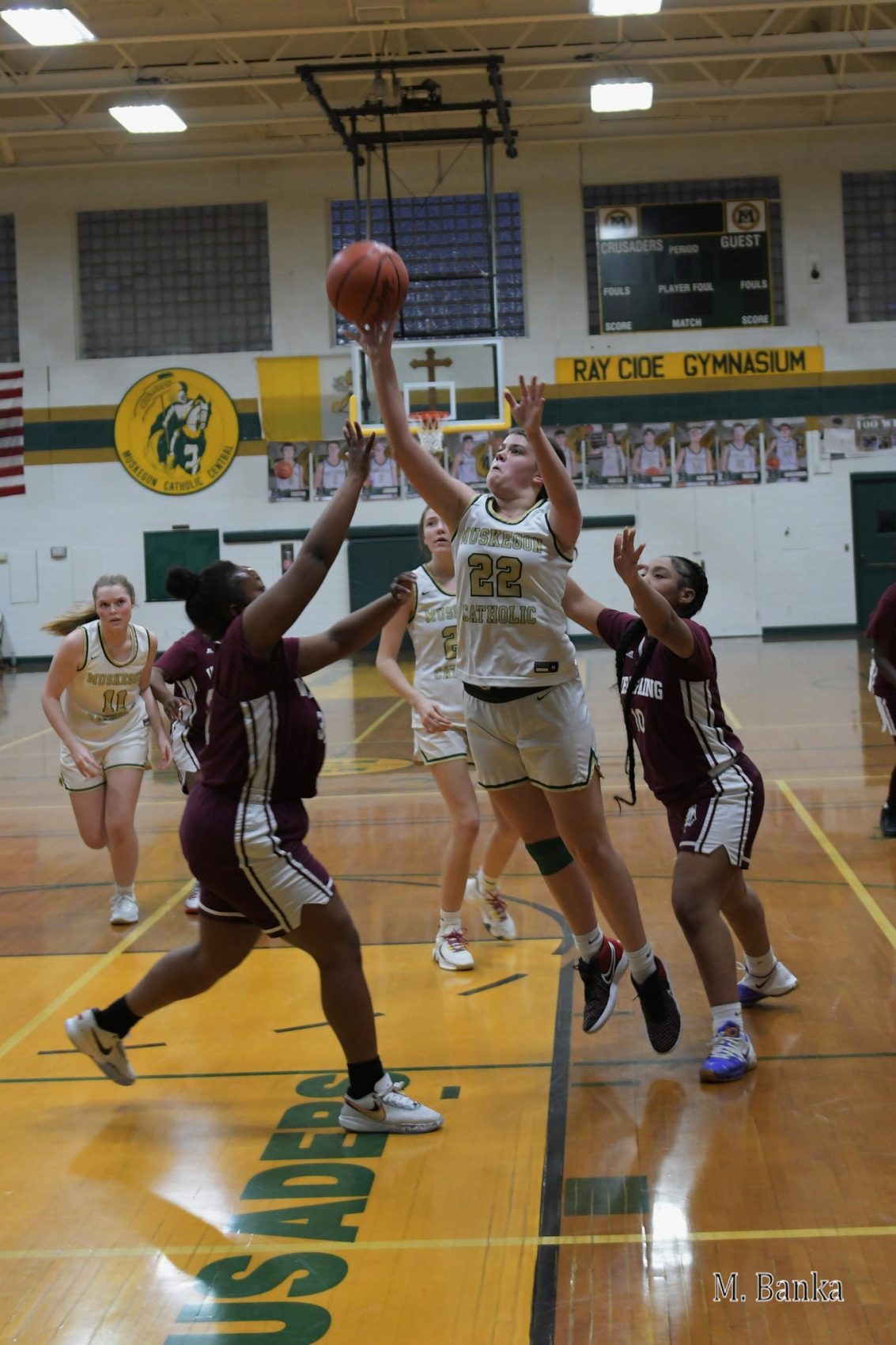 Muskegon Catholic girls race to big first-half lead, rout Wellspring Prep
