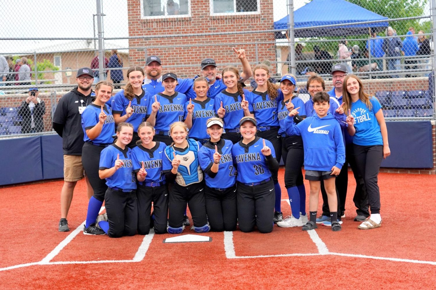 Seven-run inning propels Ravenna into the Division 3 softball state semifinals