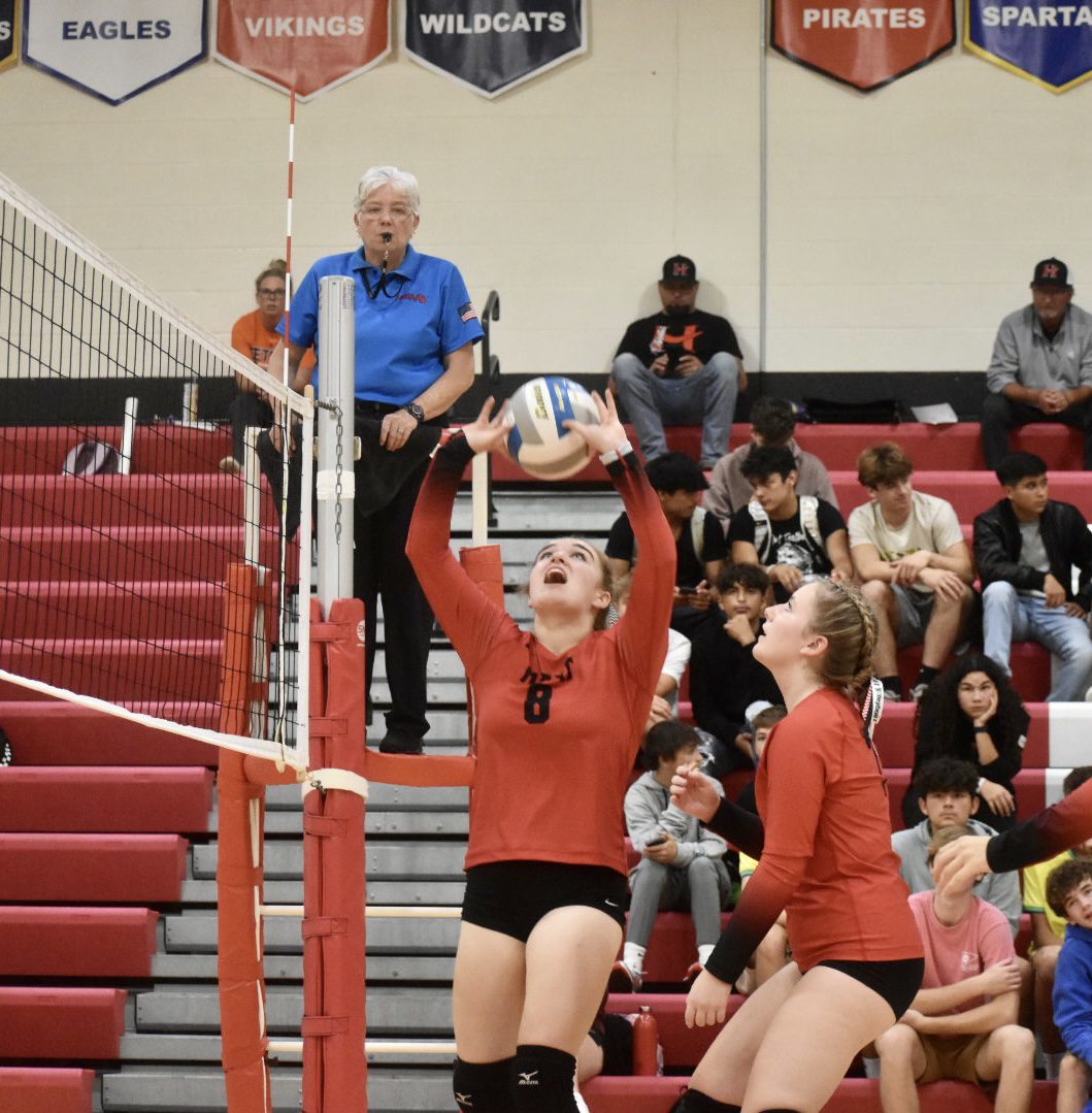 Hart’s defense carries the load in volleyball victory over Hesperia