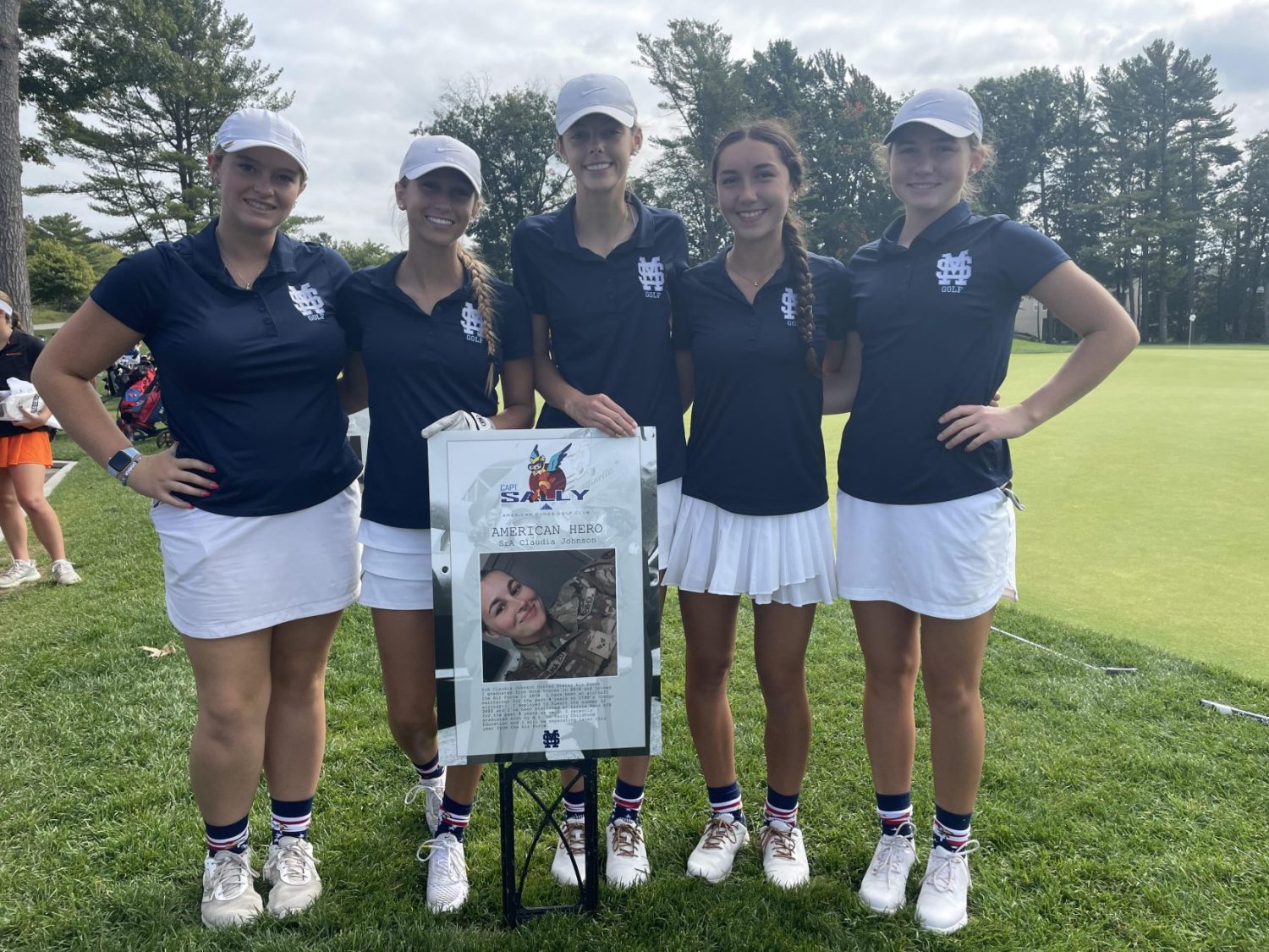 Mona Shores golfers claim seventh in talented field at American Dunes