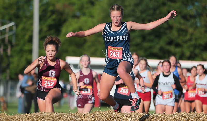 Fruitport girls cross country teams wins Hill and Bale event; Fremont’s Sean Pettis takes first in boys’ race