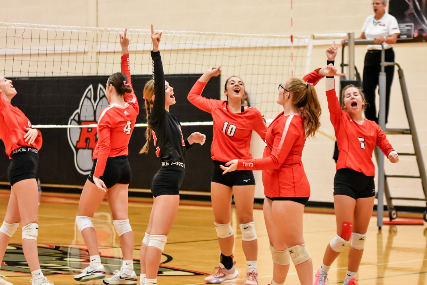 Kent City tops Reed City in five-set volleyball battle