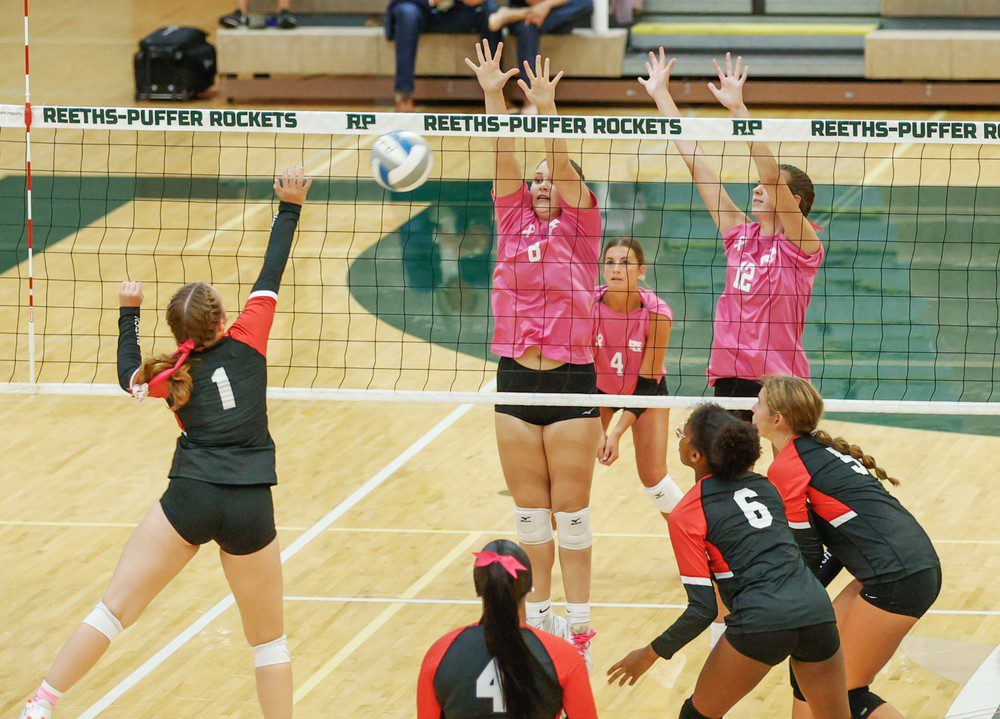 Reeths-Puffer chalks up league victory in volleyball over Holland