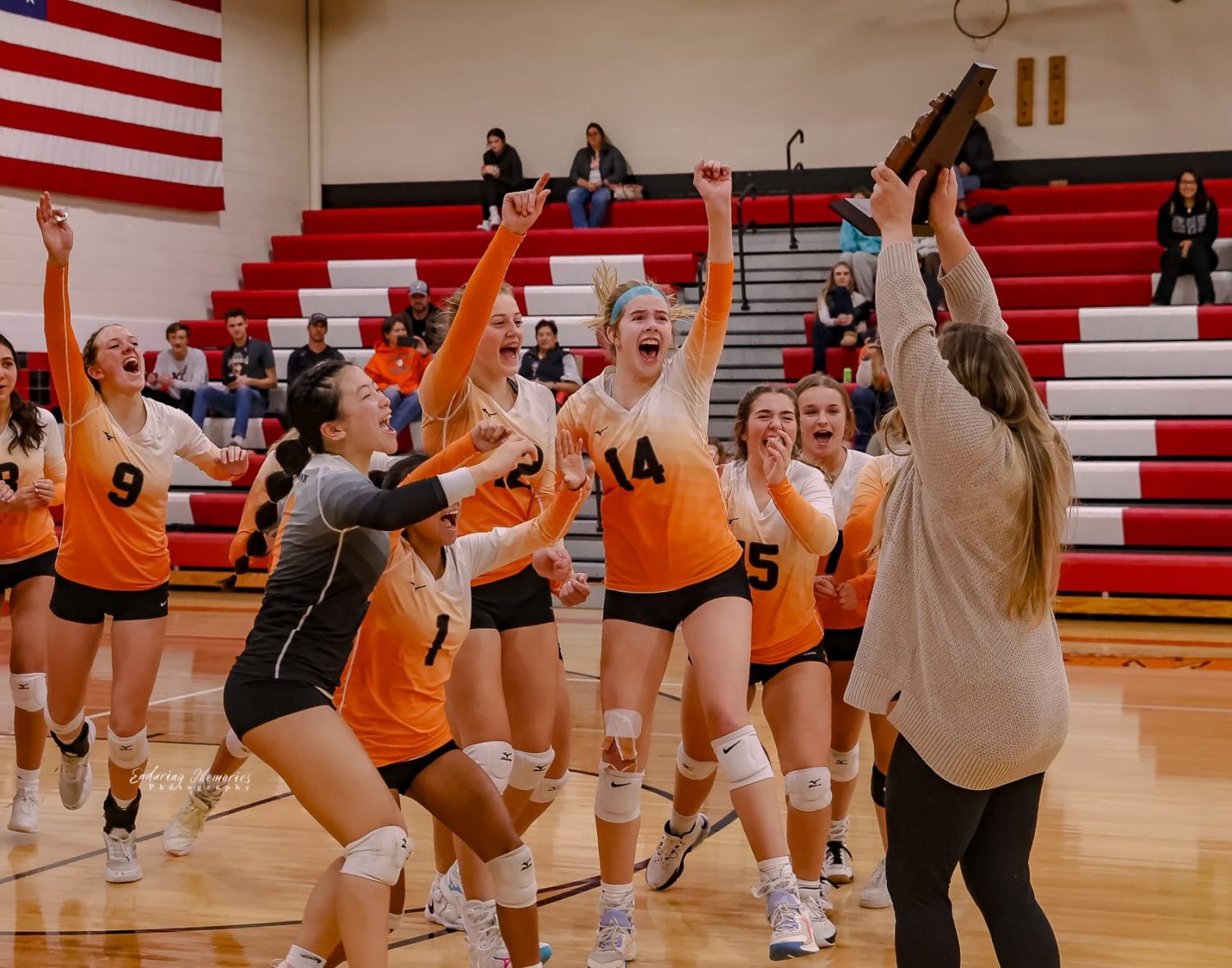 Ludington’s district volleyball drought comes to an abrupt halt with victory over Big Rapids