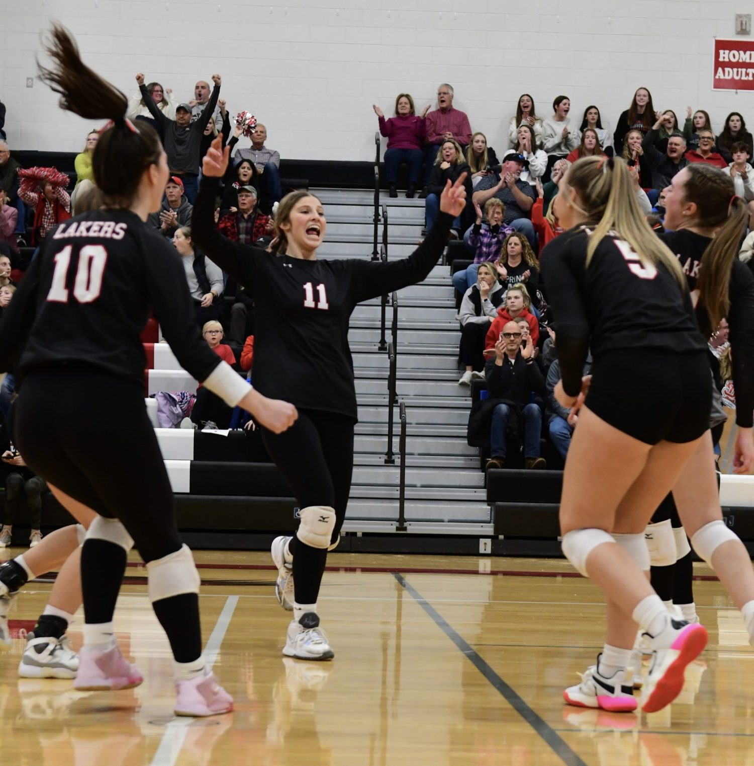 Spring Lake is heading to the volleyball district finals after taking down Fruitport