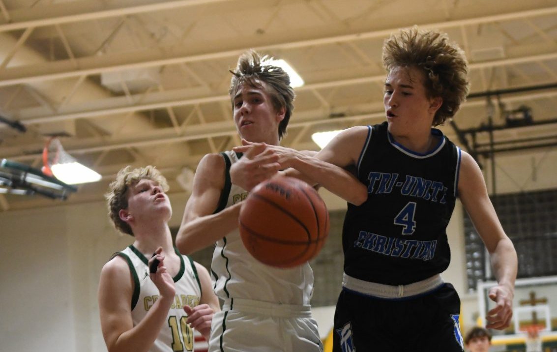 Muskegon Catholic falls to highly ranked Tri-Unity Christian in boys basketball