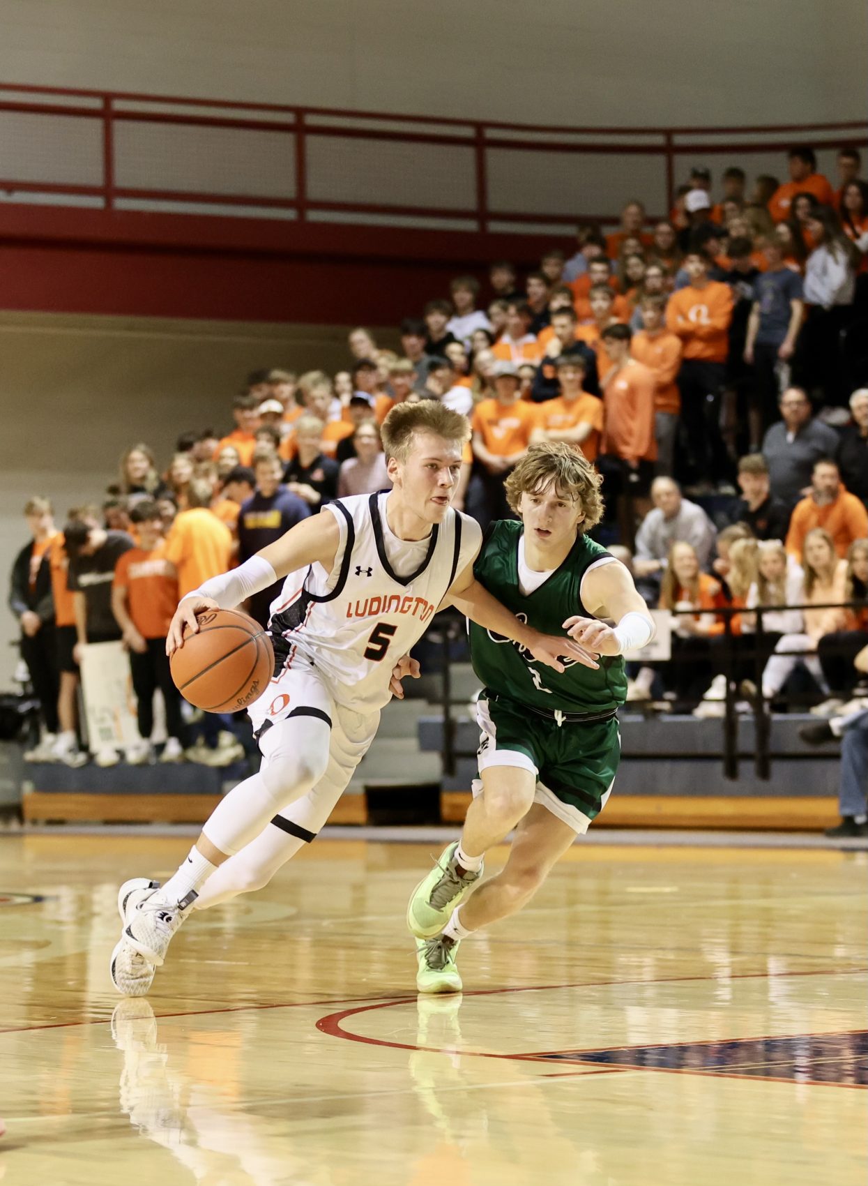 Ludington has little trouble with Clare, advances to Division 2 regional final game
