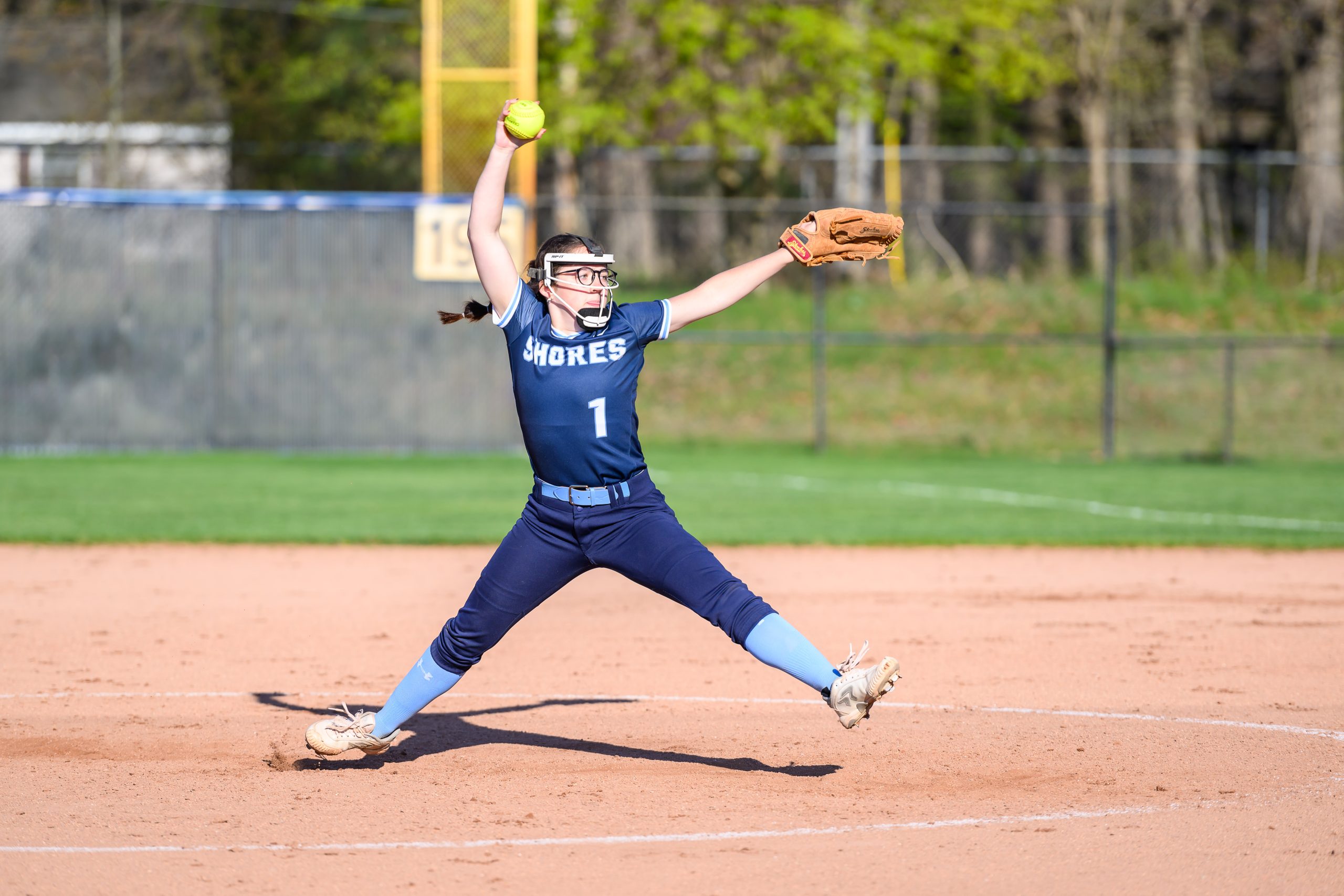 Mona Shores get bats going in second game, earn softball split with Wyoming